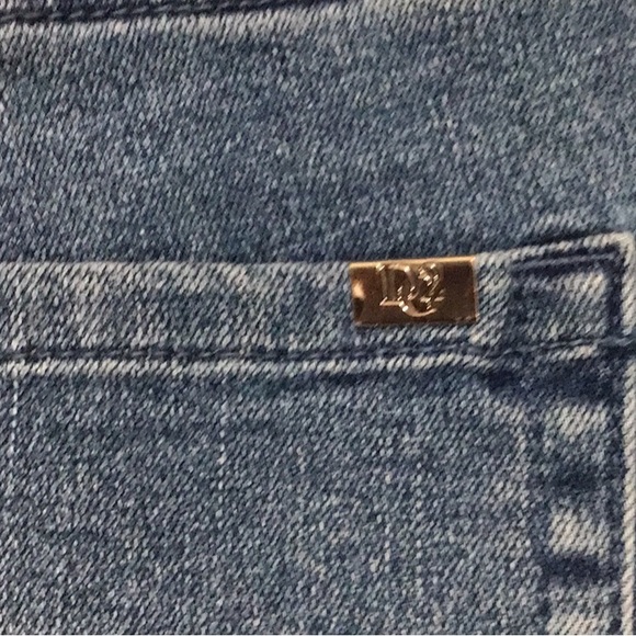 DG2 High Waisted Bermuda Length Jean Shorts by Diane Gilman (HSN) Size 8 - Picture 9 of 10